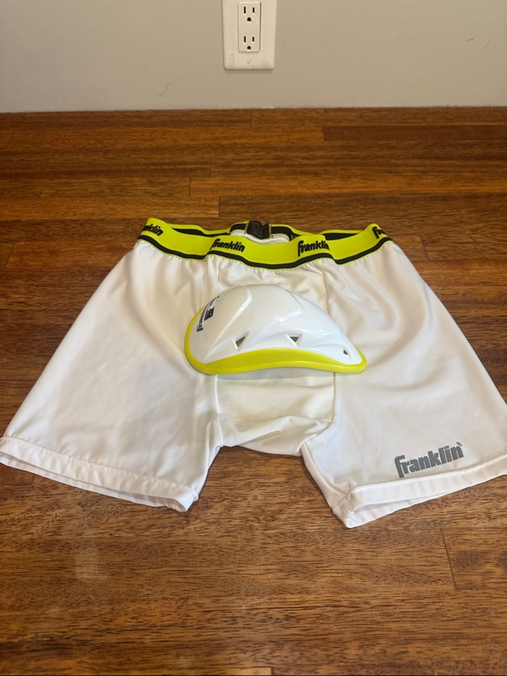 Franklin Sports MLB Sliding Shorts with Cup Protector Size Medium